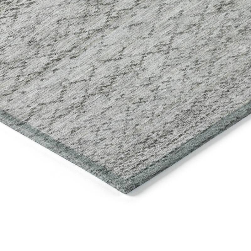 Machine Washable Indoor/Outdoor Modern Trellis Chantille Rug