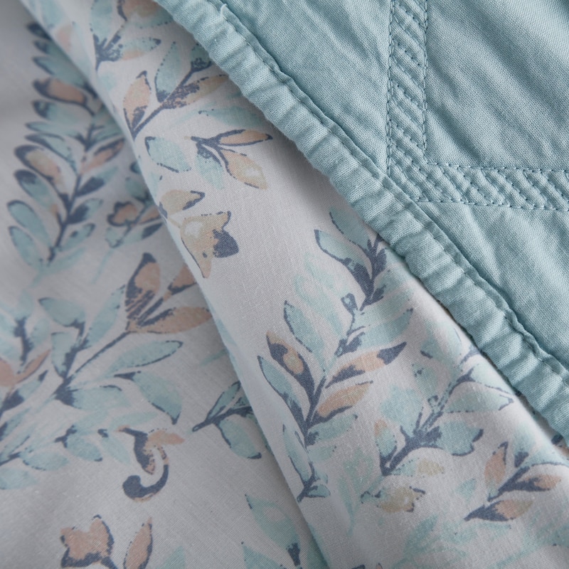 Anne Klein Casey Comforter Set