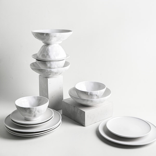 https://ak1.ostkcdn.com/images/products/is/images/direct/260495c7c3afdf54ef3de90ee10fa05526f5f393/Stone-by-Mercer-Project-NENDO-Stoneware-Dinnerware-Set.jpg