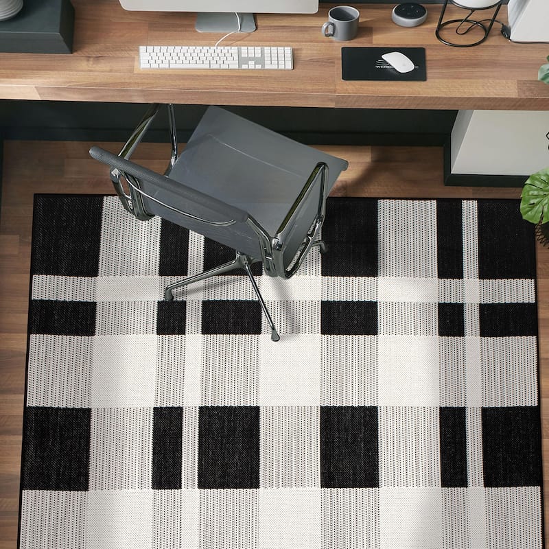 Contemporary Plaid Indoor/Outdoor Flatweave Waterproof Backyard Patio Area Rug