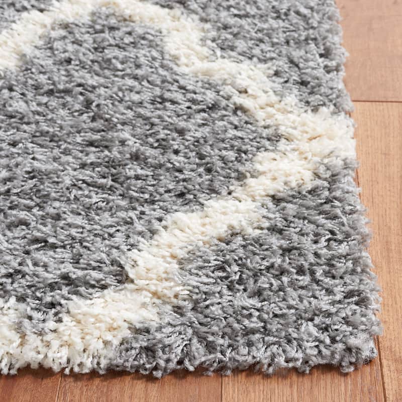 SAFAVIEH Dallas Shag Giusy Trellis 1.5-inch Thick Rug - Grey/Ivory - 8' Square