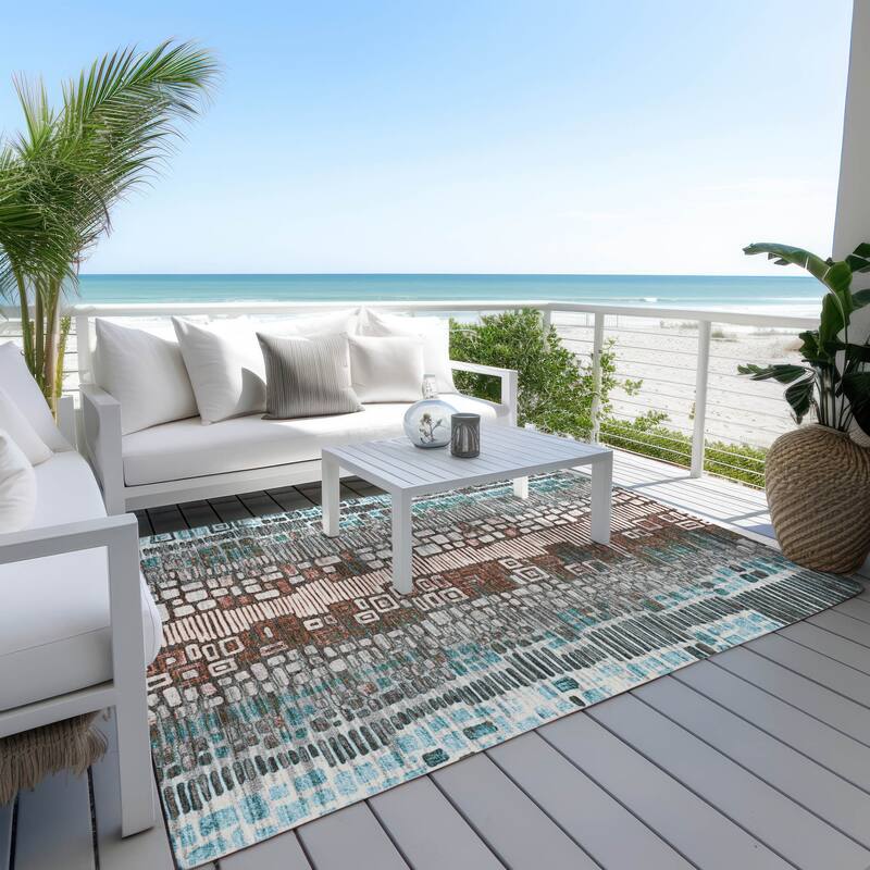 Machine Washable Indoor/ Outdoor Geo Mosaic Chantille Rug