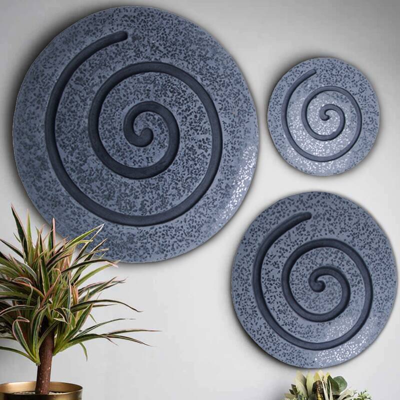 Round Sandstone and Glass Wall Decor with Spiral Design Set of 2, Medium, Gray