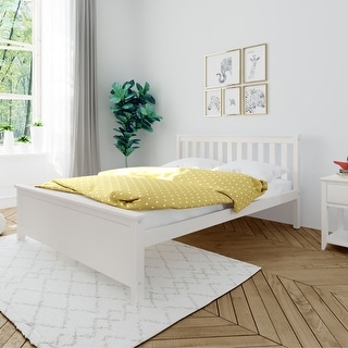 Max and Lily Classic Queen Bed