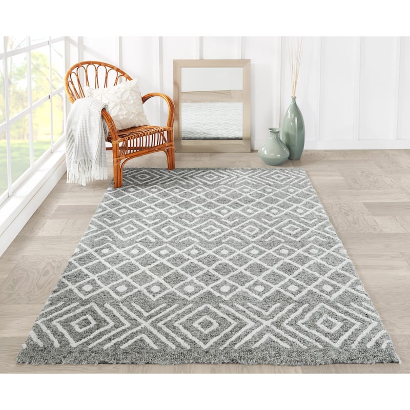 Momeni Margaux Tufted Polyester Area Rug