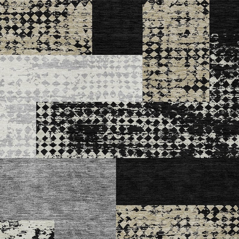 HomeRoots Geometric Transitional Rectangle Outdoor Rug