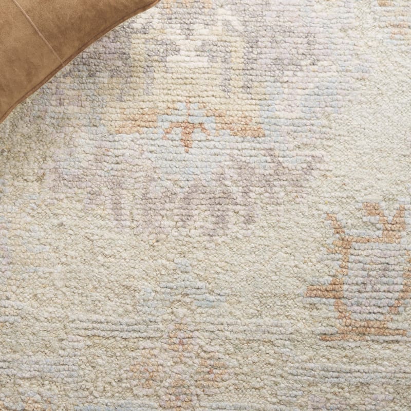 SAFAVIEH Hand-Knotted Tribeca Zorione Modern & Contemporary Wool Rug