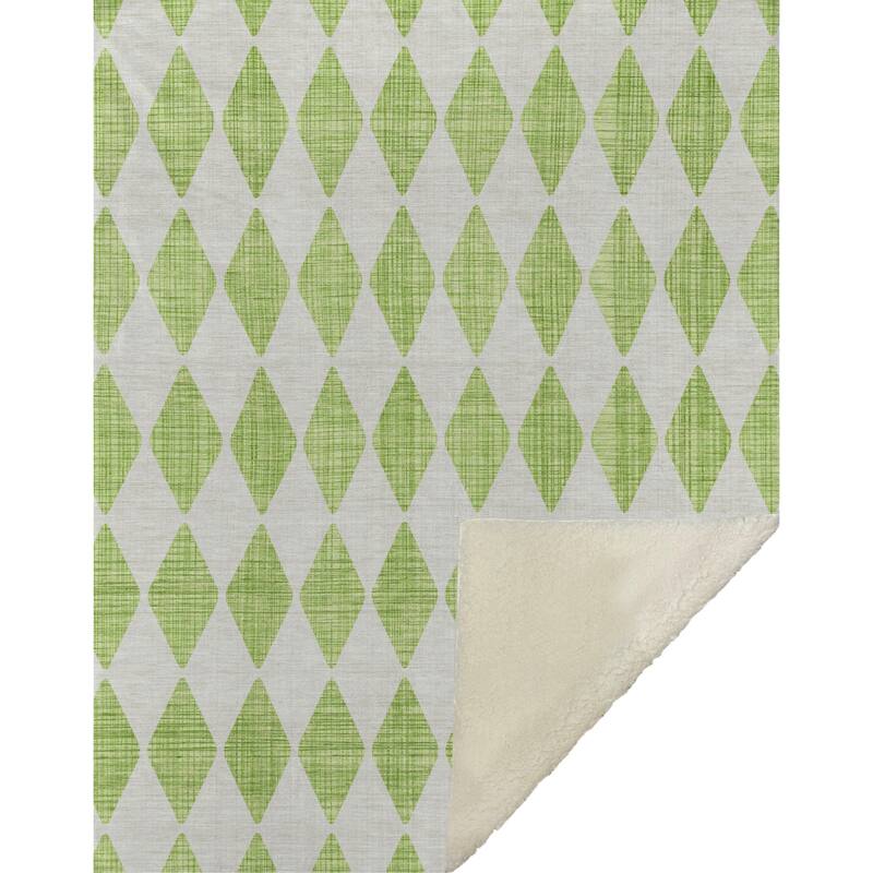 Premium Machine Washable Modern Argyle Sherpa Throw Blanket