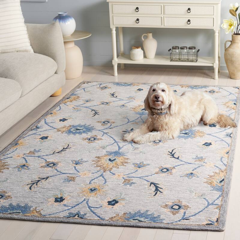 SAFAVIEH Handmade Jardin Sushila Floral Wool Rug