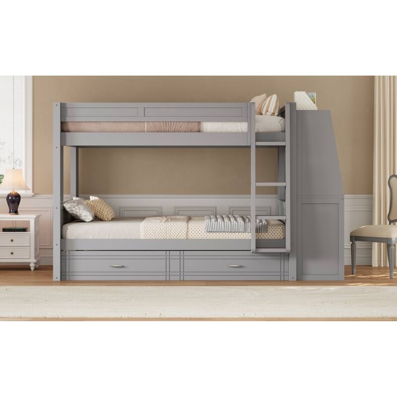 Roomfitters Full Over Full Bunk Bed with Built-In Desk, Bookshelves and Trundle