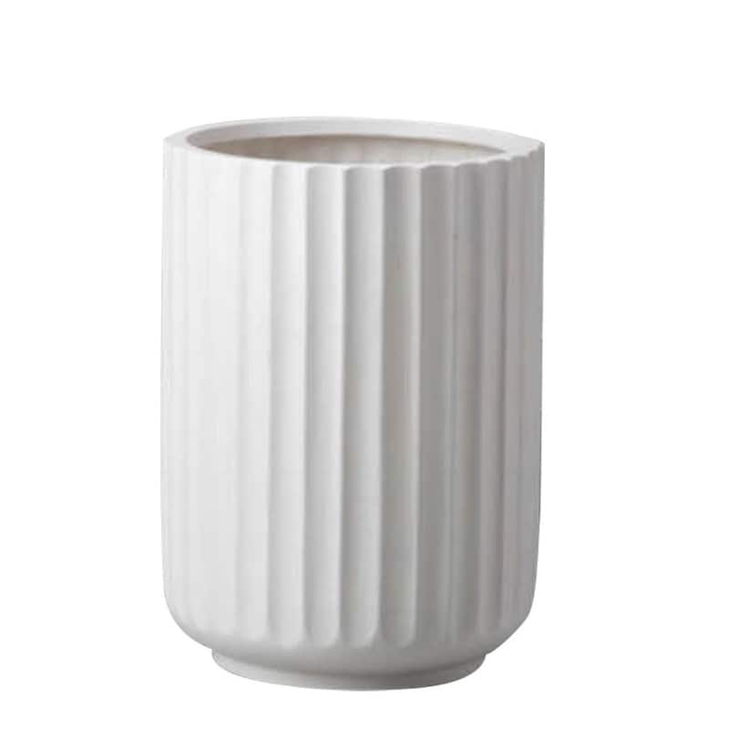 DreamPatio North Pole Fiberstone Planter - 14"xH19" - White