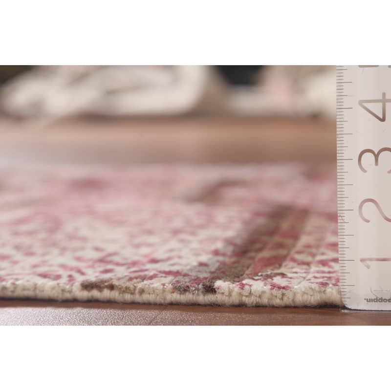 Abstract Oriental Accent Rug Handmade Pink Wool Carpet - 2'8"x 4'10"