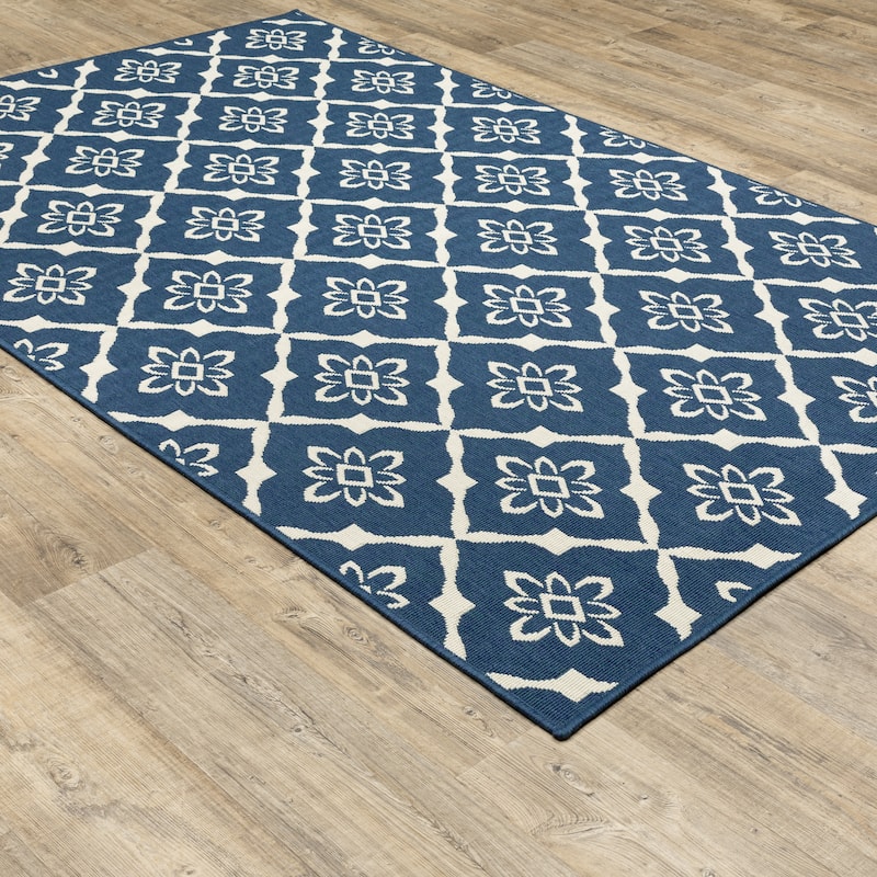 Style Haven Martinique Floral Lattice Indoor Outdoor Navy/Off-White Area Rug