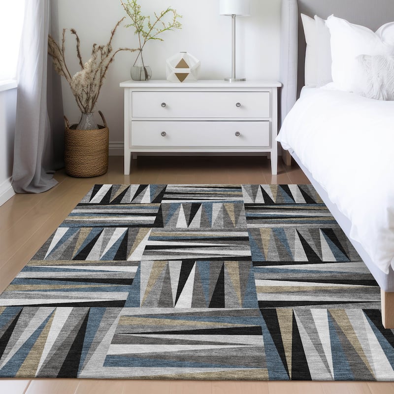 Machine Washable Indoor/ Outdoor Contemporary Mosaic Chantille Rug