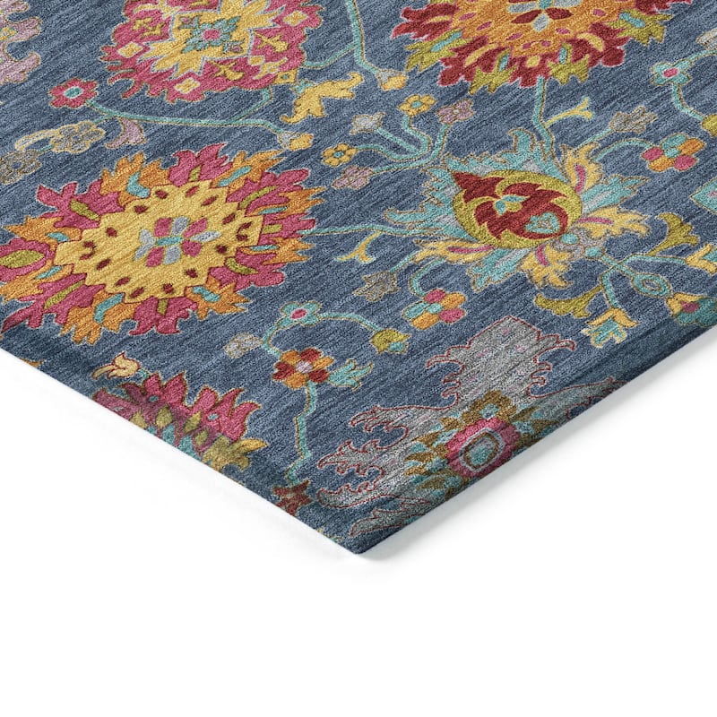 Machine Washable Indoor/ Outdoor Traditional Kashan Chantille Rug