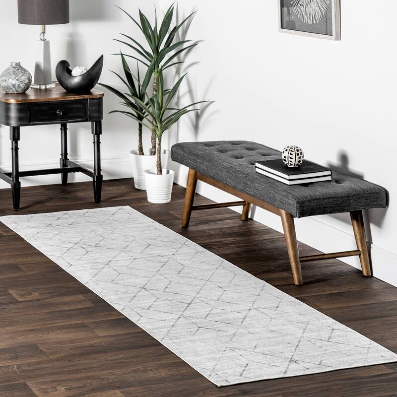 Nuloom Grier SplashGuard Diamond Machine Washable Area Rug