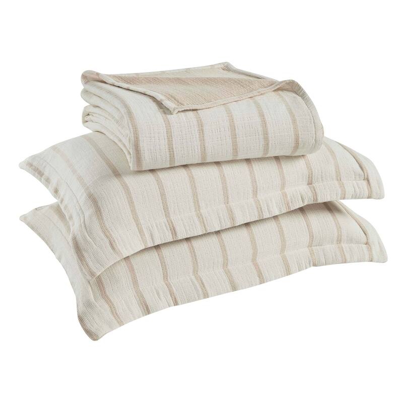 Superior Valencia Reversible Cotton Matelasse Bedspread and Sham Set
