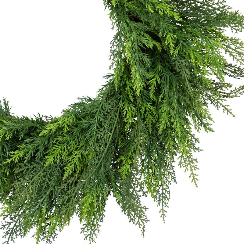 Cedar Artificial Christmas Wreath - 24" - Unlit