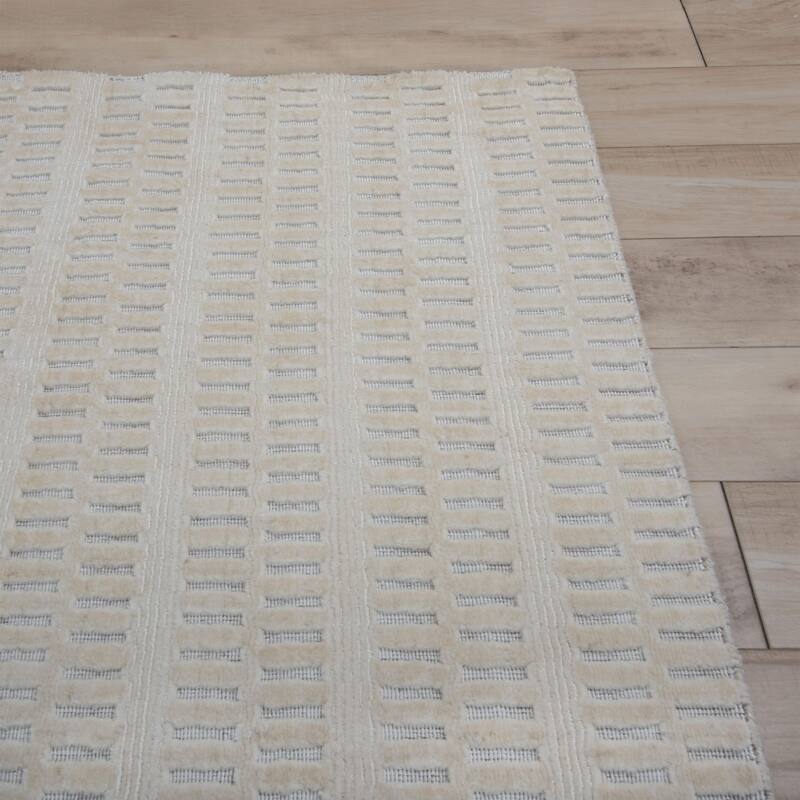 Alora Decor Pure Hand Loomed High/Low Geometric Rug