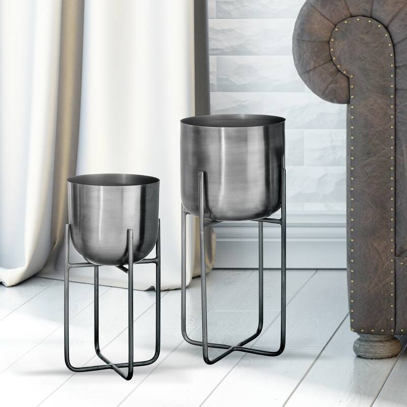 Iron Planter And Stand 17.5-20.5" Set Of 2