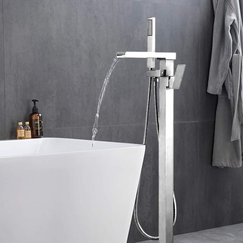 Lure White Freestanding Acrylic Flatbottom Soaking Bathtub with Chrome Hardware and Cascata Tub Filler