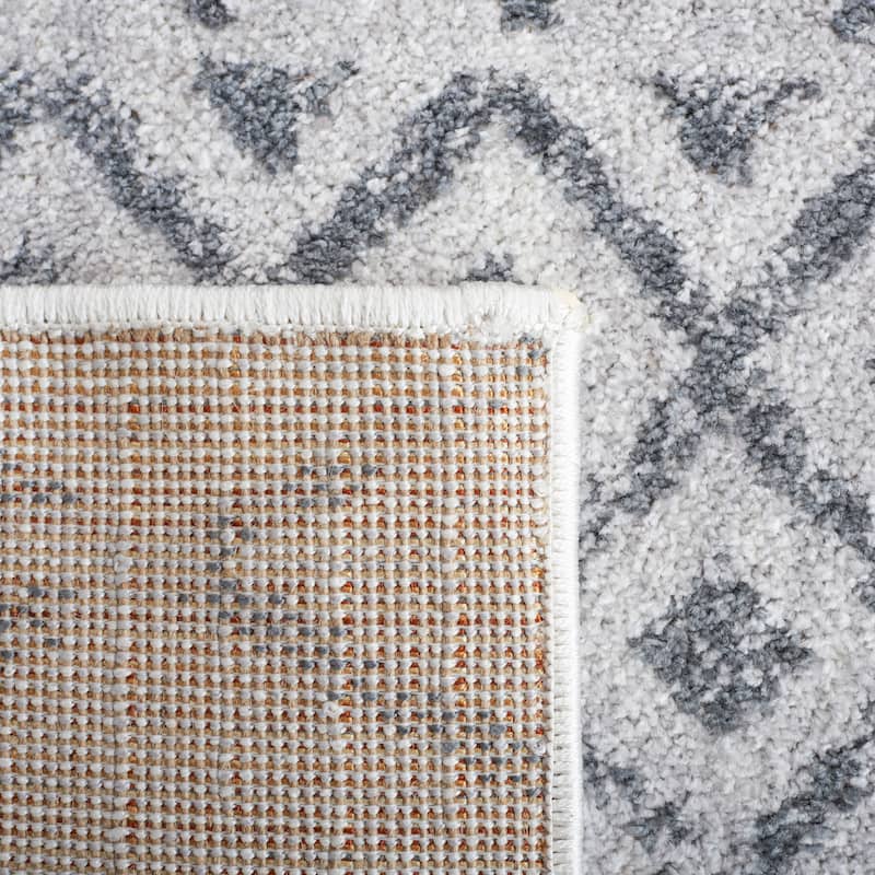 SAFAVIEH Toscana Angelina Tribal Rug