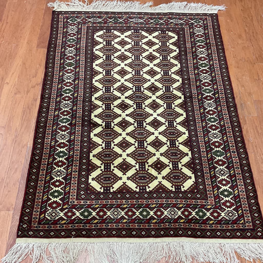 HERAT ORIENTAL Handmade Turkoman Wool Rug - 4'1" x 5'8"
