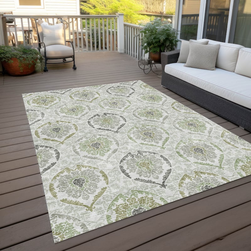 Machine Washable Indoor/ Outdoor Chantille Traditional Damask Rug