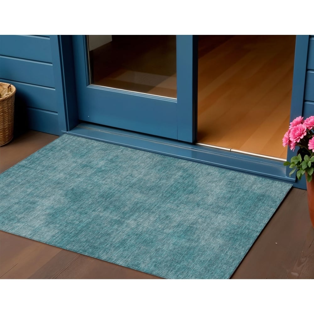 HomeRoots Solid Color Transitional Rectangle Outdoor Rug