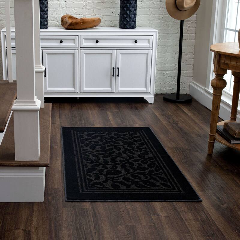 Mohawk Home Wellington Botanical Machine Washable Area Rug