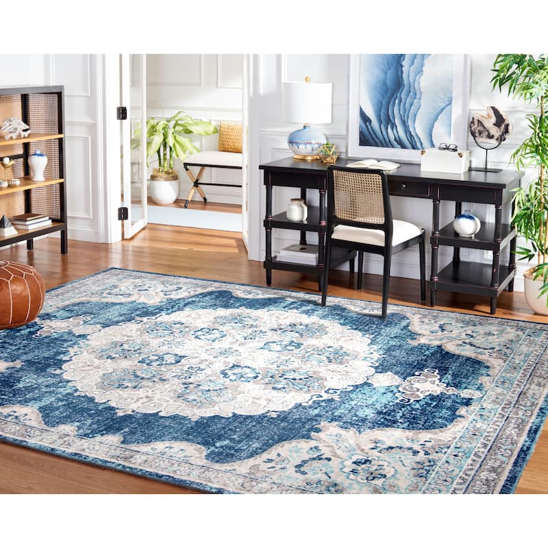 SAFAVIEH Brentwood Coralyne Traditional Oriental Rug