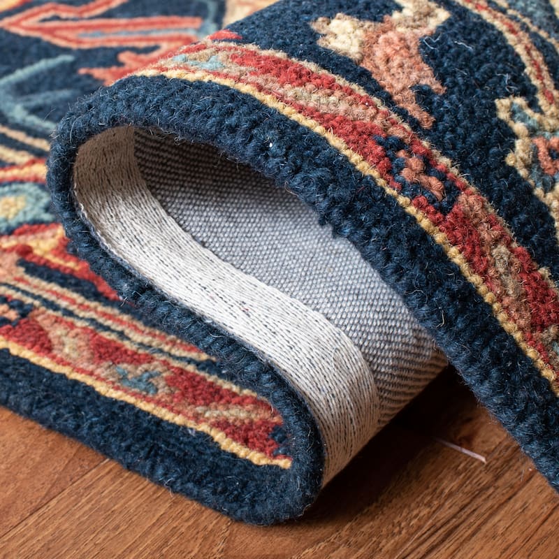 SAFAVIEH Handmade Heritage Shena Traditional Wool Rug