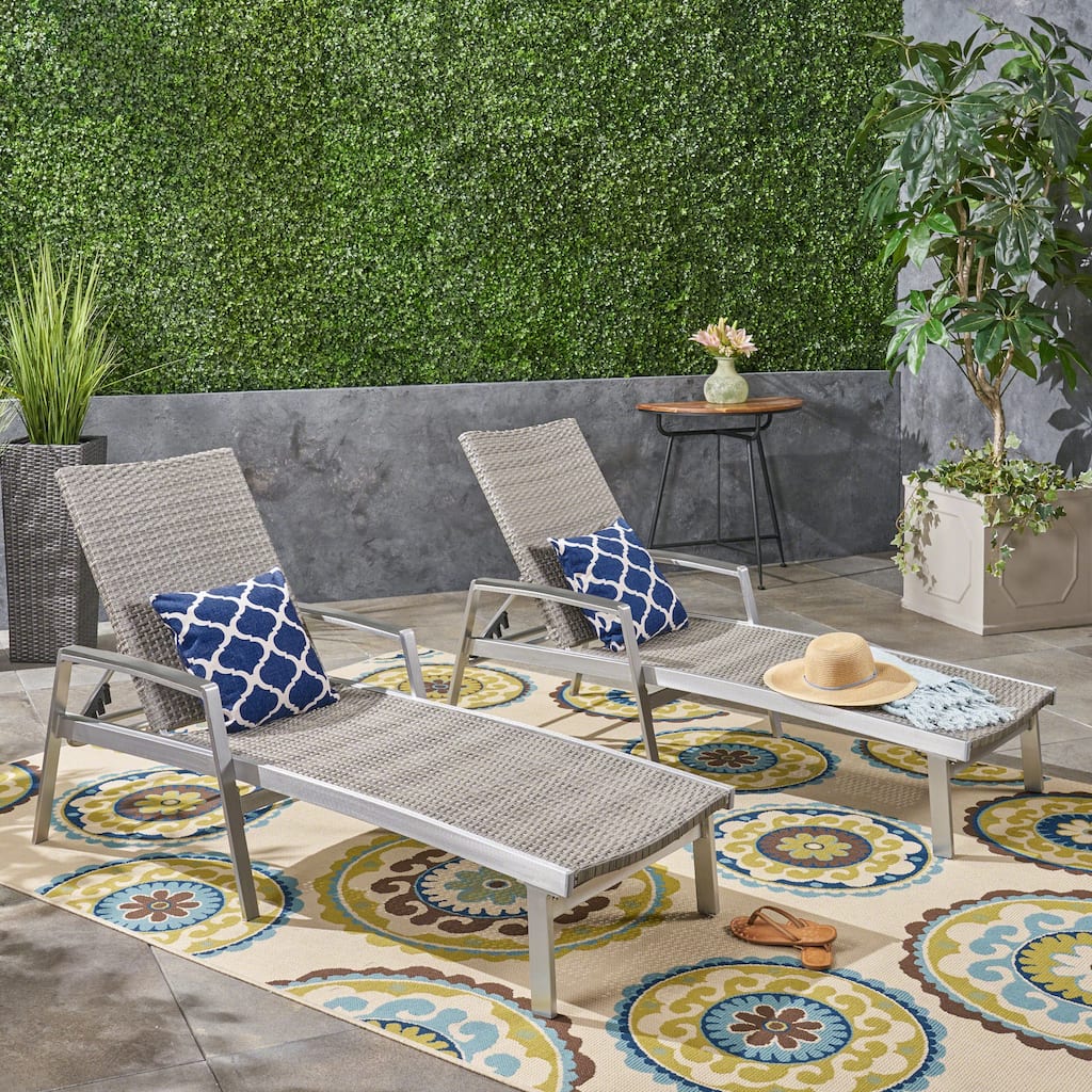 Oxton Chaise Lounge