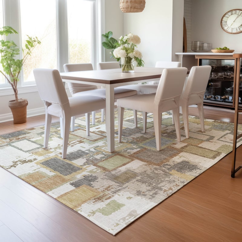 Machine Washable Indoor/ Outdoor Contemporary Geo Chantille Rug