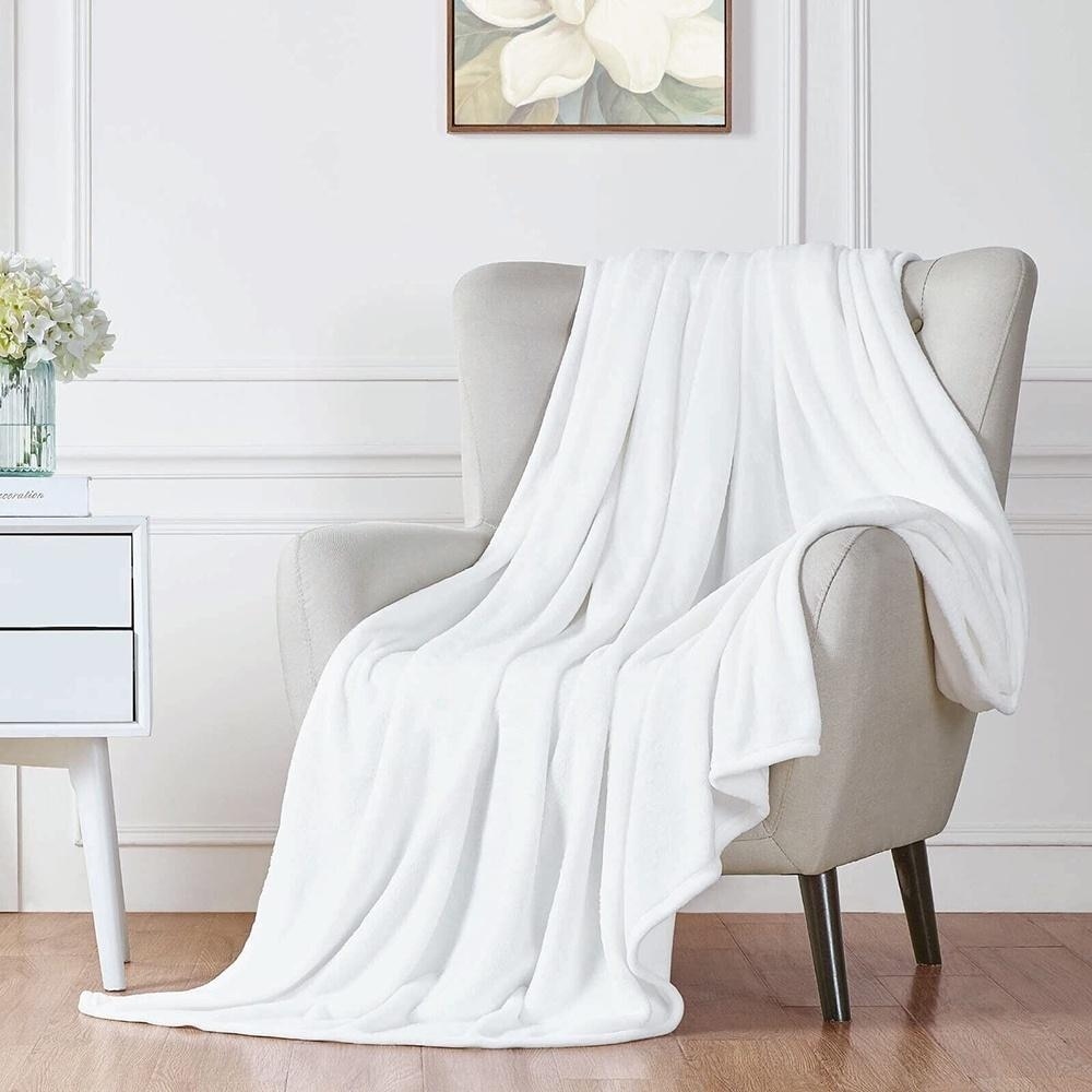 King Size Fleece Blanket Plush Throw Fuzzy Lightweight White