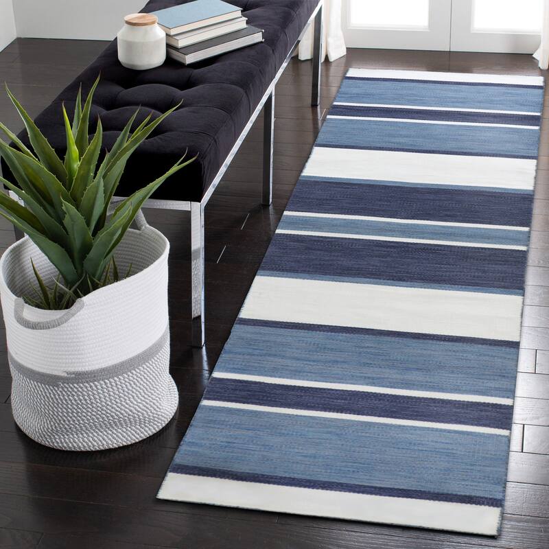Liora Manne Sorrento Boat Stripe Indoor/Outdoor Rug