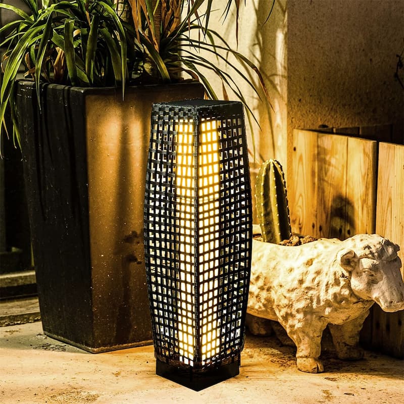 Outdoor Floor Lamp, Large-Sized Solar Powered Rattan Light, Weather-Resistant Rattan Floor Lamp for Patio, Deck and Garden