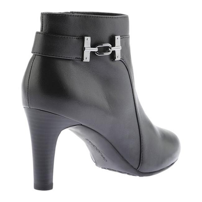 bandolino women's lappo ankle boot