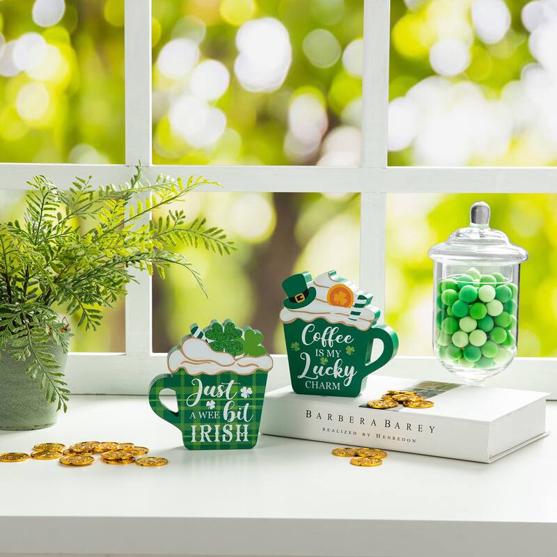 Glitzhome St Patrick's Epoxy Wooden Shamrock Leprechaun Pot of Gold Coffee Cup Table Decor