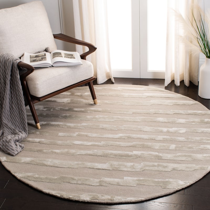 SAFAVIEH Handmade Soho Vitaliana Stripes N.Z. Wool Rug - 6' Round - Grey - Round