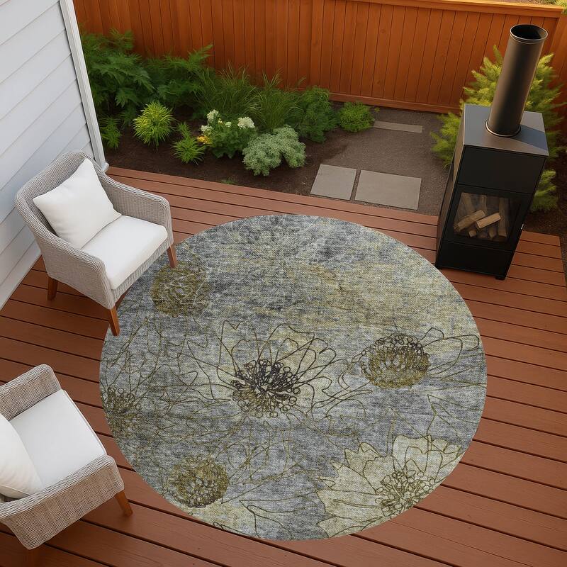 Machine Washable Indoor/ Outdoor Contemporary Floral Chantille Rug - Granite - 8' x 8'