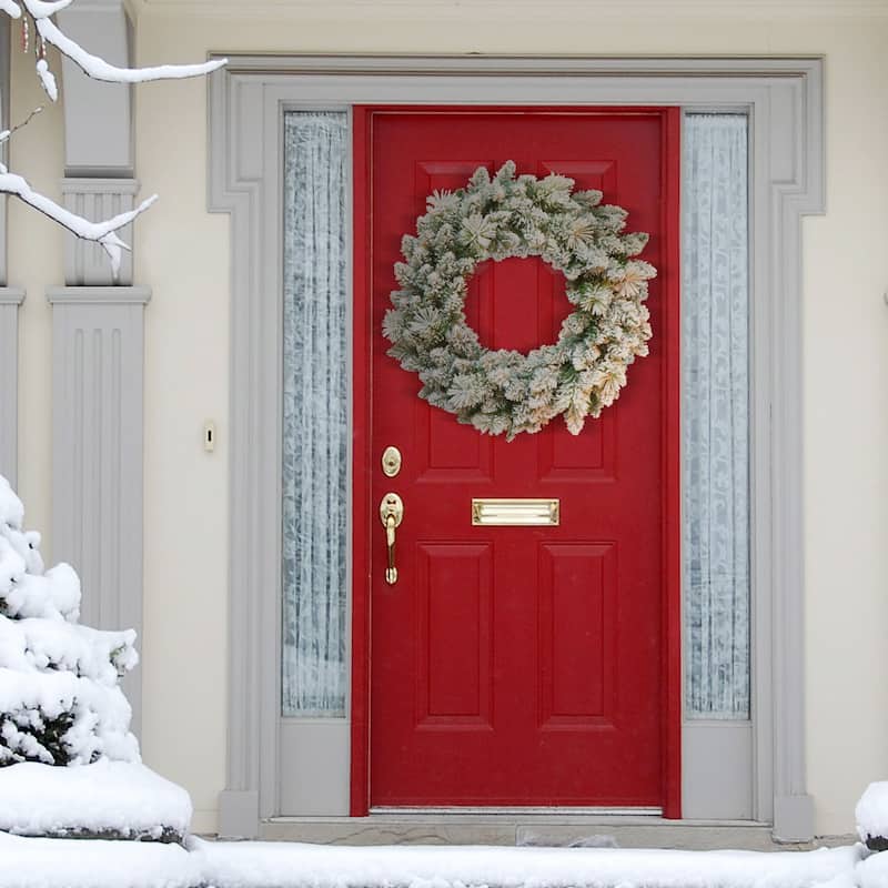 Puleo International 24" Flocked Spruce Wreath - Green - 24