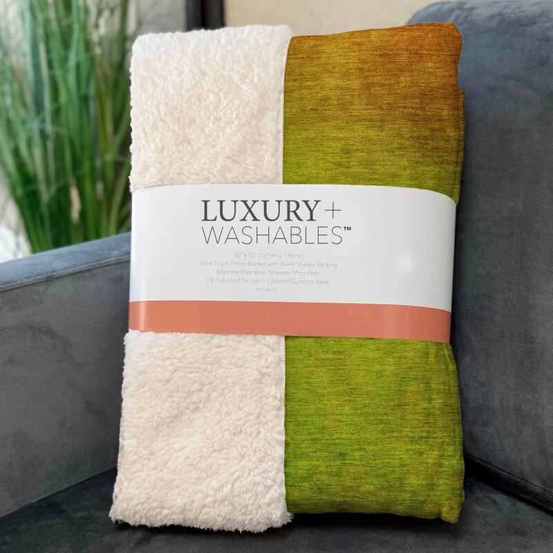 Premium Machine Washable Modern Ombre Sherpa Throw Blanket