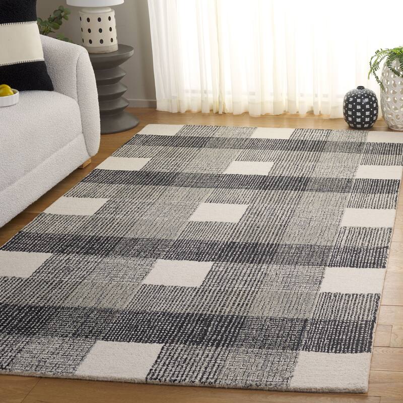 SAFAVIEH Handmade Genre Belmira Farmhouse Checkered Wool Rug - 9' x 12' - Ivory/Black