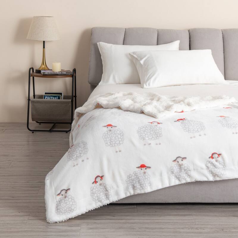 Linery & Co. Velvet Plush Fleece Reversible Sherpa Holiday Printed Throw.