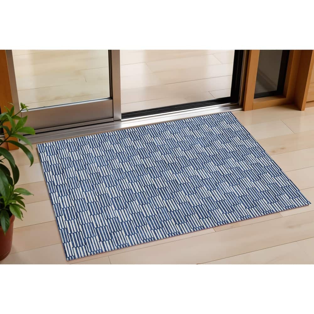 HomeRoots Geometric Transitional Rectangle Outdoor Rug