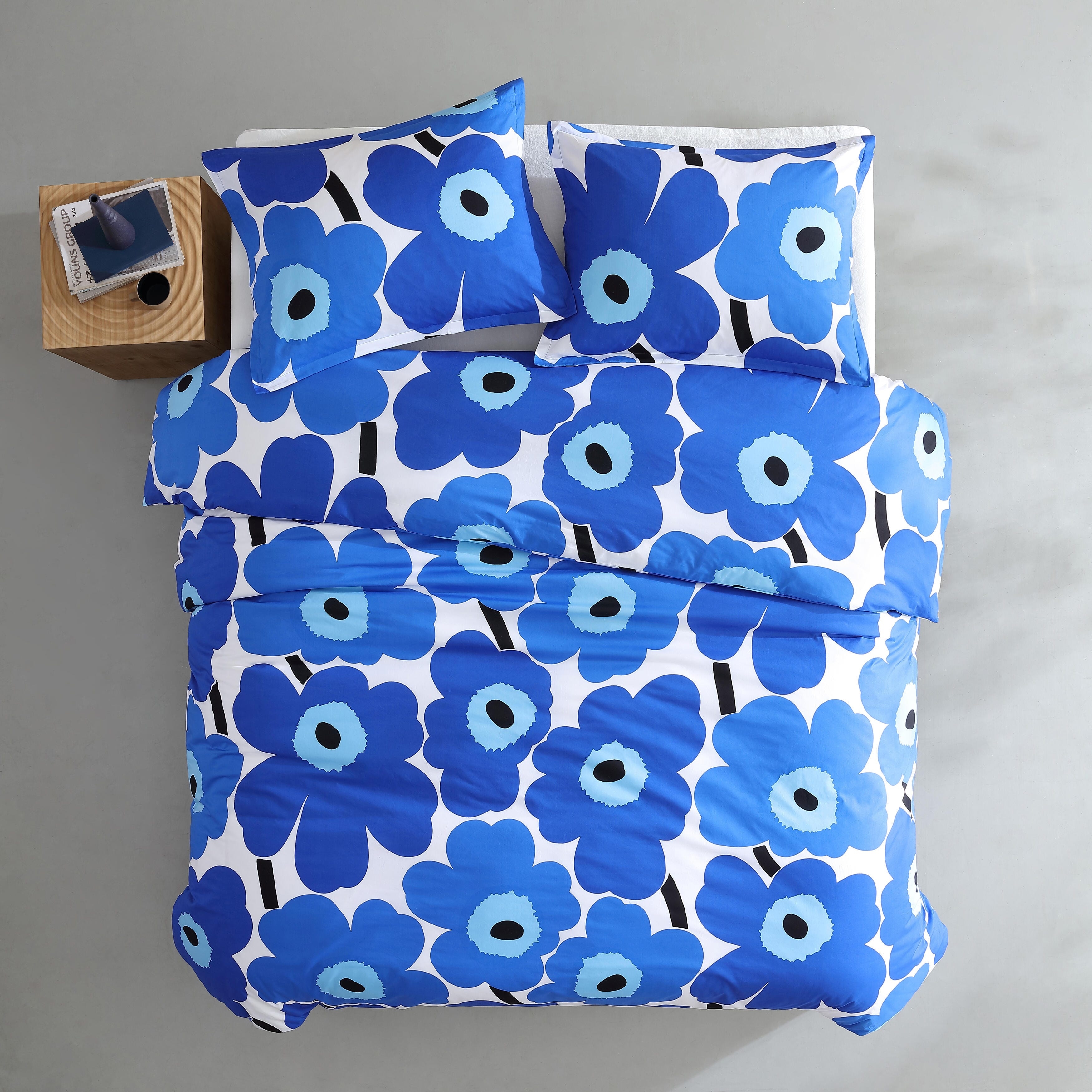 Marimekko Unikko Blue Cotton Reversible Duvet Cover Set - Bed Bath