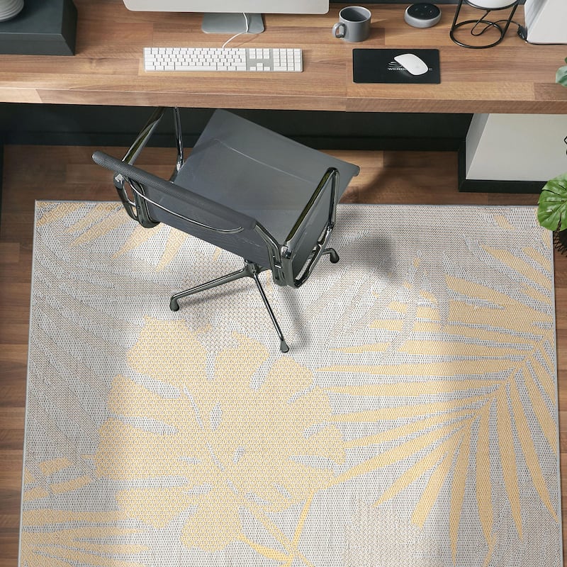 Contemporary Tropical Leaves Indoor/Outdoor Flatweave Waterproof Backyard Patio Area Rug