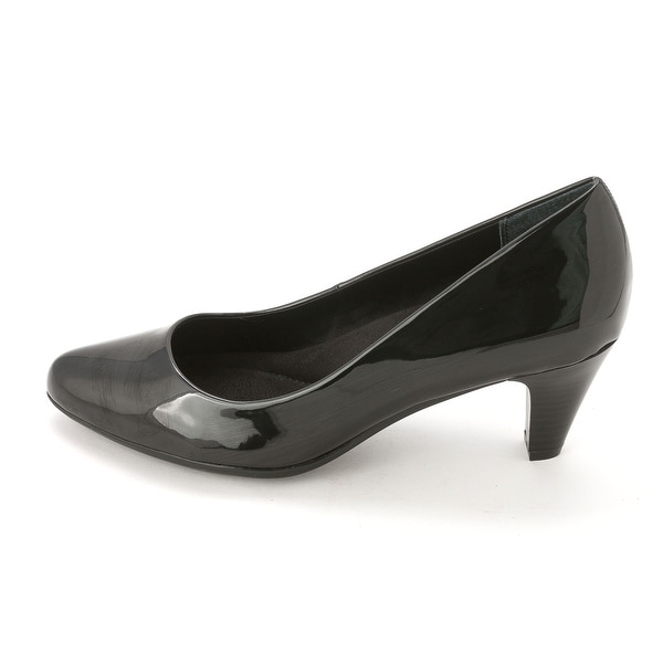 Giani Bernini Womens TESSAH Pointed Toe Classic Pumps