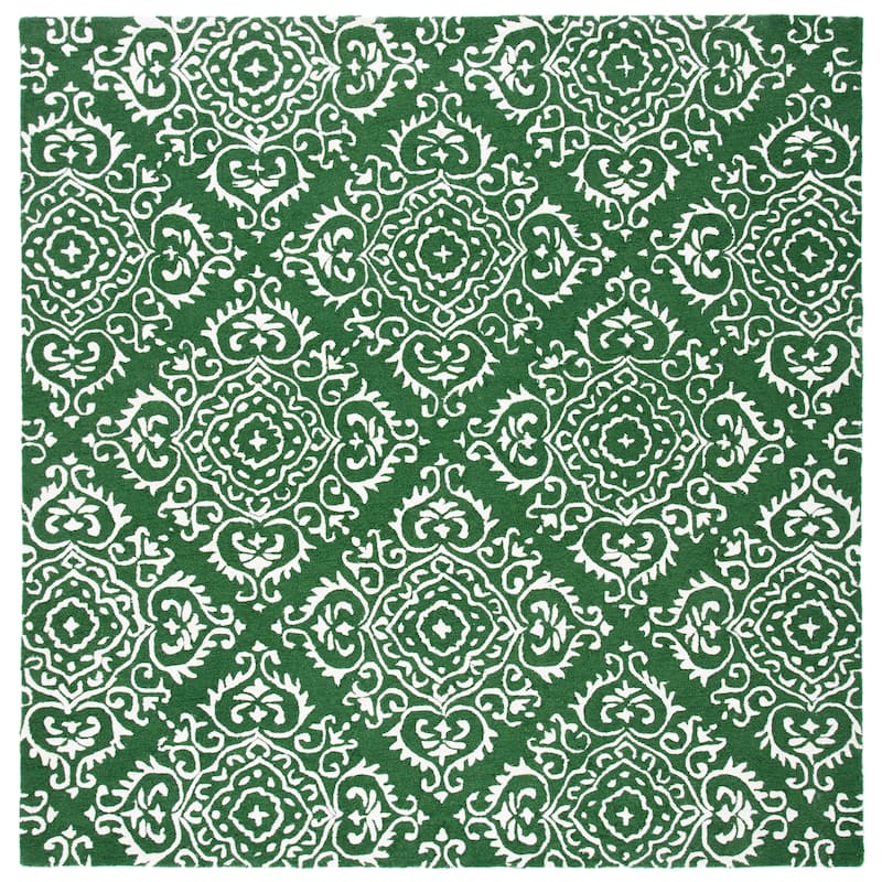 SAFAVIEH Handmade Chatham Alisone Wool Rug